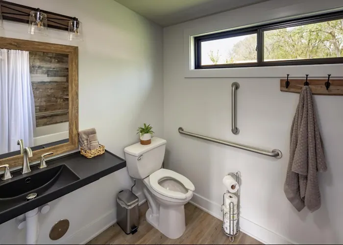 Hotel Sankoty Lakes - & Rv Park - Peoria 3*