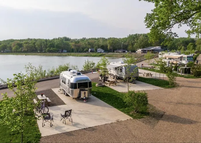 Hotel Sankoty Lakes - & Rv Park - Peoria 3*