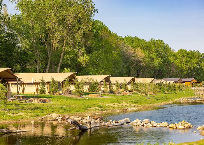 Sankoty Lakes - & Rv Park - Peoria Spring Bay