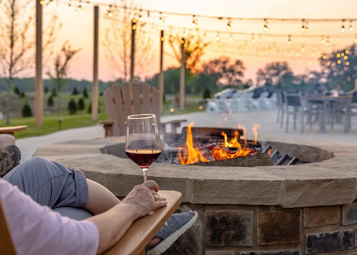 Sankoty Lakes - & Rv Park - Peoria Spring Bay