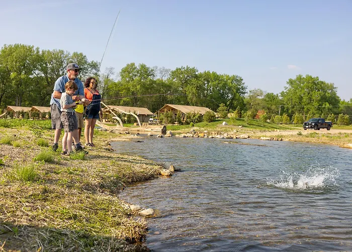 Sankoty Lakes - & Rv Park - Peoria Hotel Spring Bay